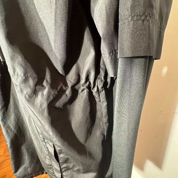 Black Hooded Lightweight Champion Jacket with Drawstring - Size Small - Picture 6 of 11